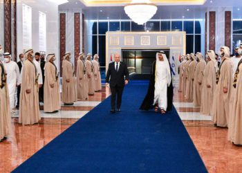 El primer ministro Bennett se embarca en una visita histórica a los EAU