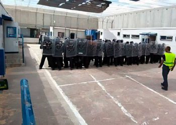 Un guardia israelí es apuñalado por un terrorista palestino encarcelado