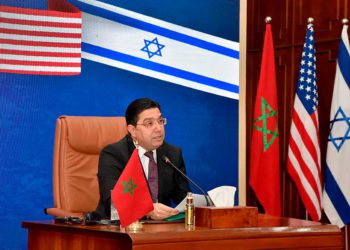 El ministro Lapid invita a su homólogo marroquí a visitar Israel
