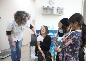 Covid-19 en Israel: Las infecciones diarias alcanzan su máximo en seis semanas