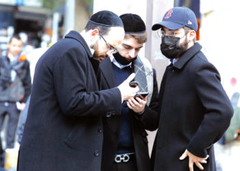 Los judíos ultraortodoxos de Israel entrarán gradualmente en la era de Internet en 2021