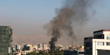 Terrorista suicida es abatido en la puerta de la oficina de pasaportes de Kabul
