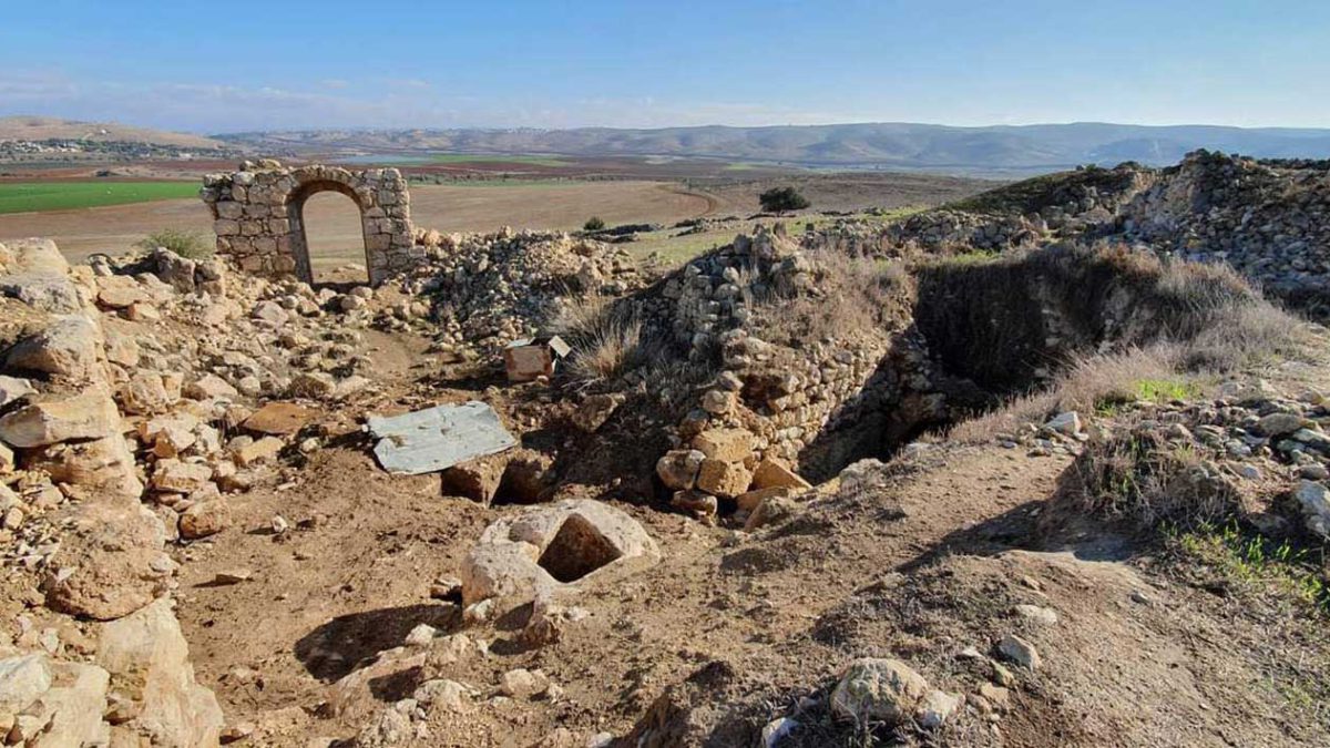 Ladrones de antigüedades arrestados mientras saqueaban una antigua cueva en Judea