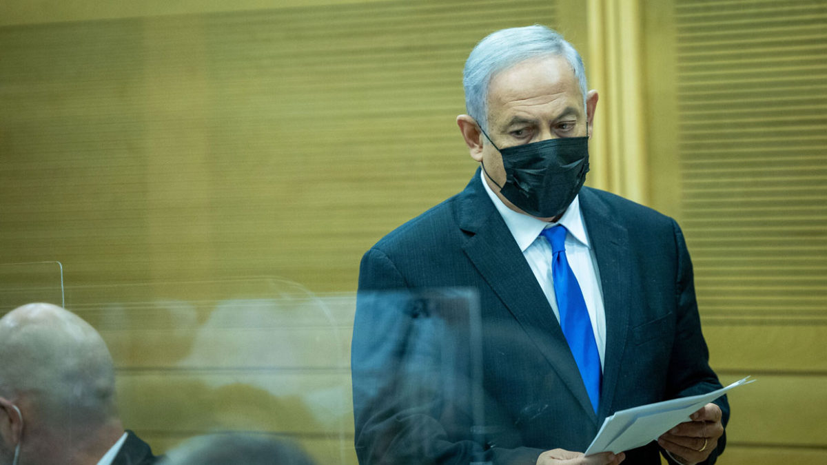 Netanyahu sale del aislamiento tras tener contacto con un portador de Ómicron