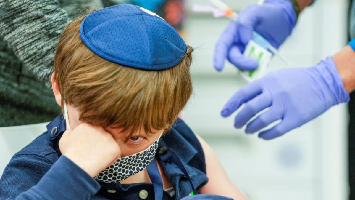 Covid-19: Más de 5.000 niños israelíes vacunados en las escuelas hasta ahora