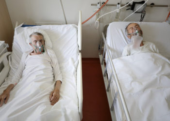 ¿Ómicron marcará el inicio de la quinta ola de COVID en Israel?