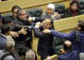 Pelea en el parlamento de Jordania tras debate sobre reformas constitucionales