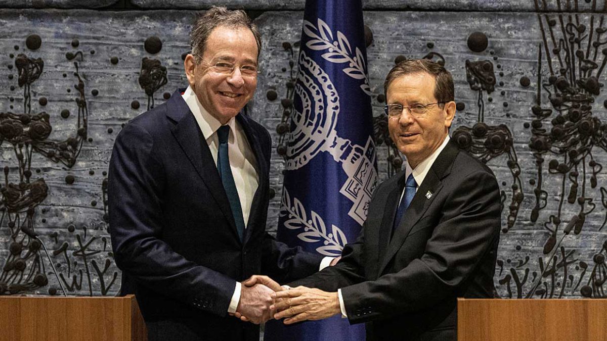 El nuevo embajador de EE.UU. presenta sus credenciales al presidente Herzog