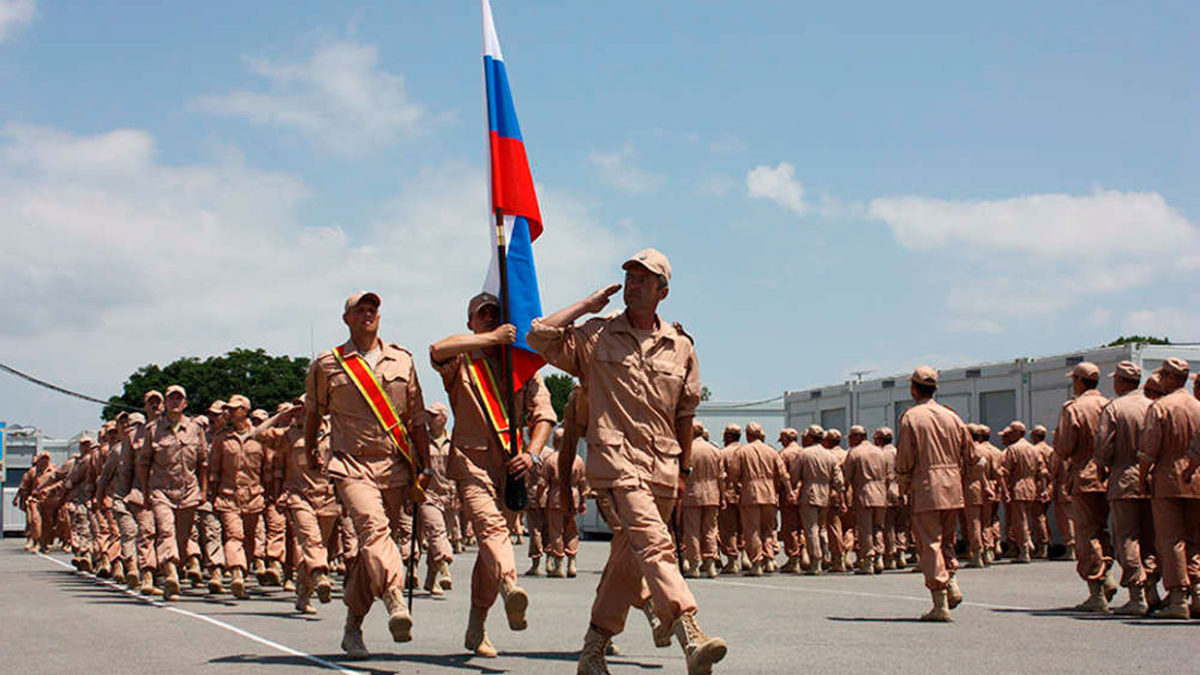 Rusia inicia ejercicios militares a gran escala en la Crimea anexada