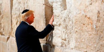 Trump critica a los judíos estadounidenses por su falta de apoyo a Israel