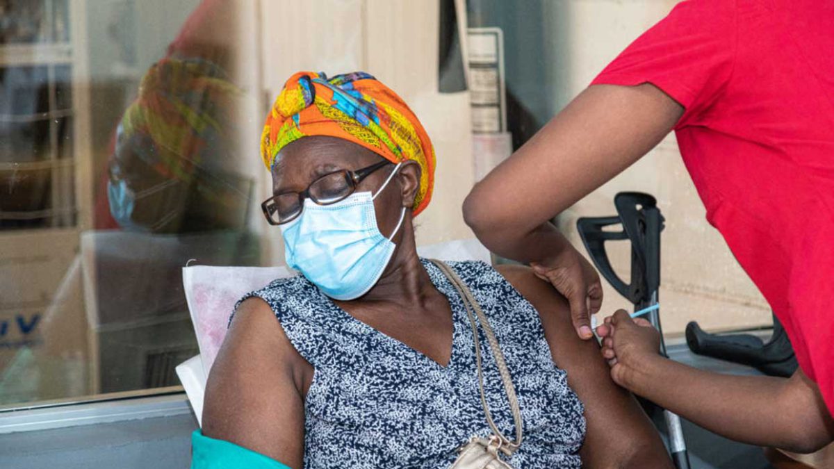 Israel enviará un “número significativo” de vacunas contra el COVID a África