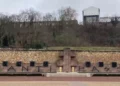 Memorial francés de la Segunda Guerra Mundial vandalizado con pintadas contra el pasaporte COVID