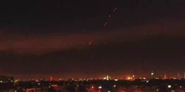 Siria reporta ataques aéreos israelíes al sur del país: un soldado muerto