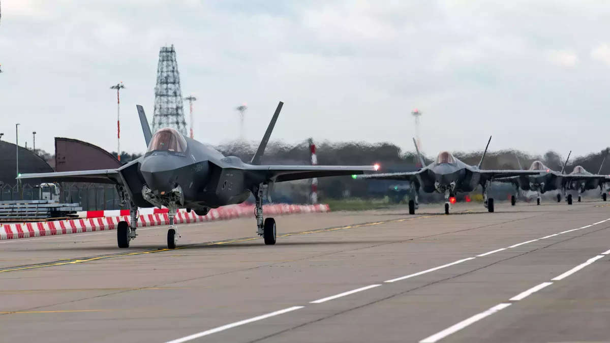 Primera base aérea estadounidense en Europa recibe un caza furtivo de quinta generación