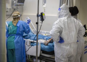 Israel registra casi 3.000 nuevos casos de COVID por segundo día consecutivo