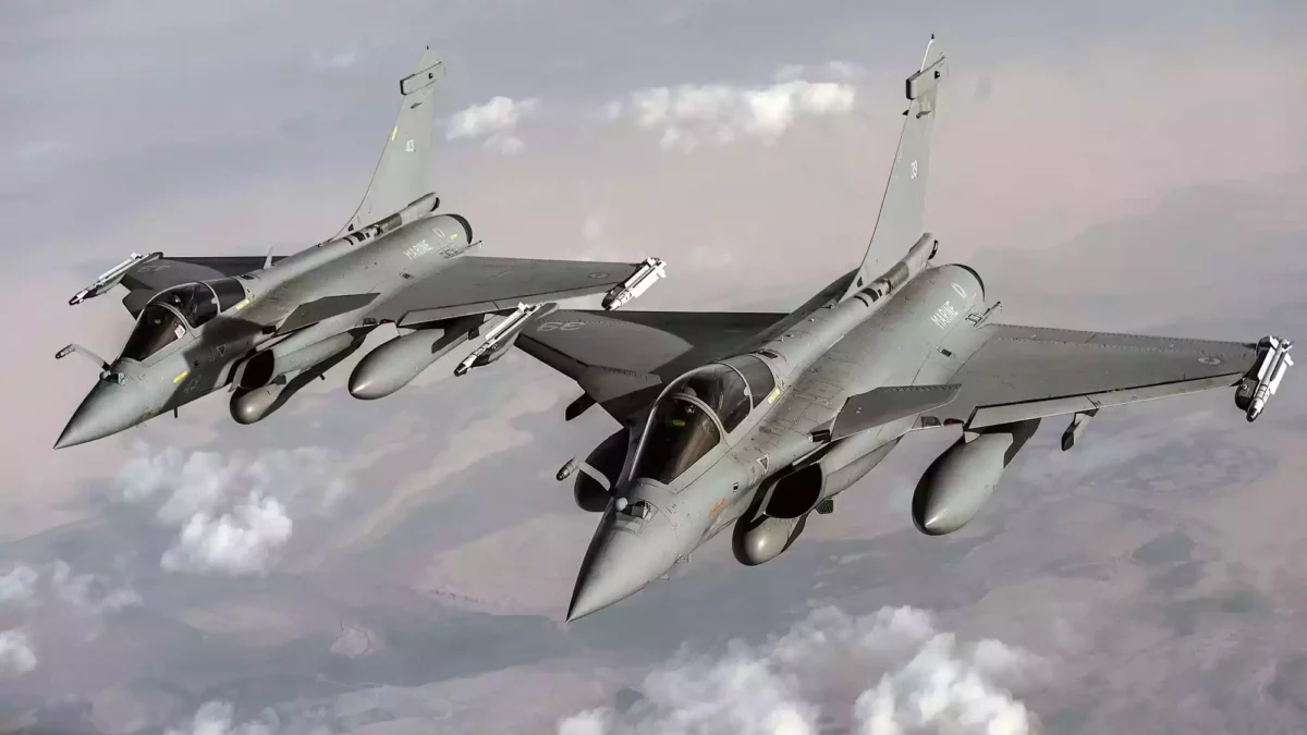 Los EAU compran a Francia 80 cazas Rafale F4