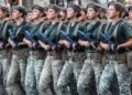 Ucrania convoca a las mujeres al servicio militar ante la amenaza de rusia