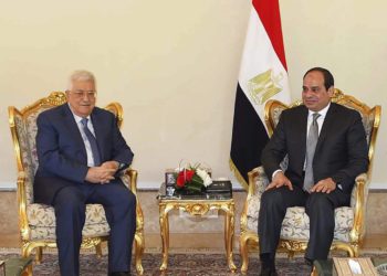 Mahmoud Abbas visita Egipto para reunirse con el presidente Sissi