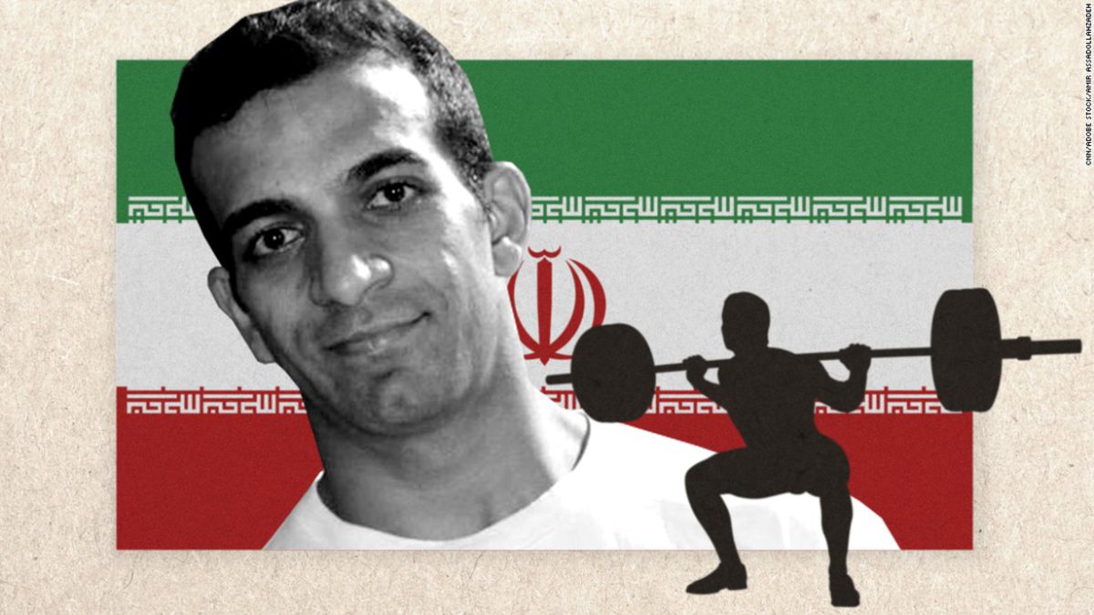 Un levantador de pesas iraní huye tras ser obligado a llevar una camiseta de Soleimani