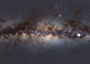 Astrónomos descubren un “espeluznante” objeto pulsante en el espacio