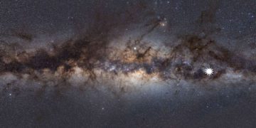 Astrónomos descubren un “espeluznante” objeto pulsante en el espacio
