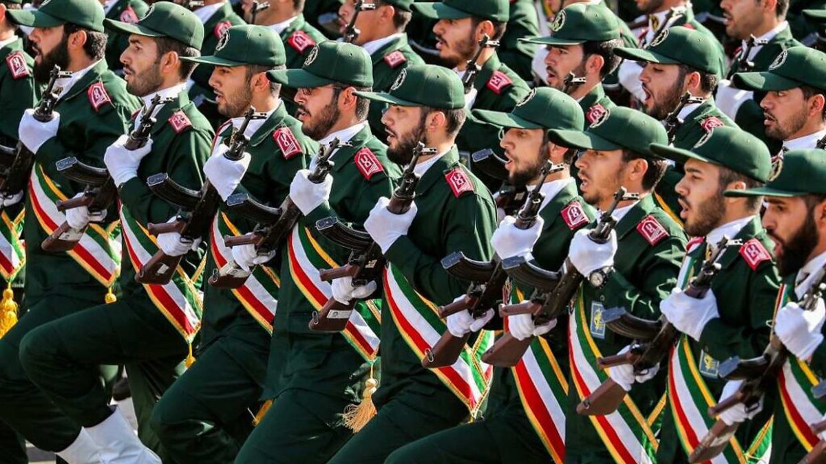 9 muertos en un tiroteo entre “bandidos armados” y la Guardia Revolucionaria de Irán