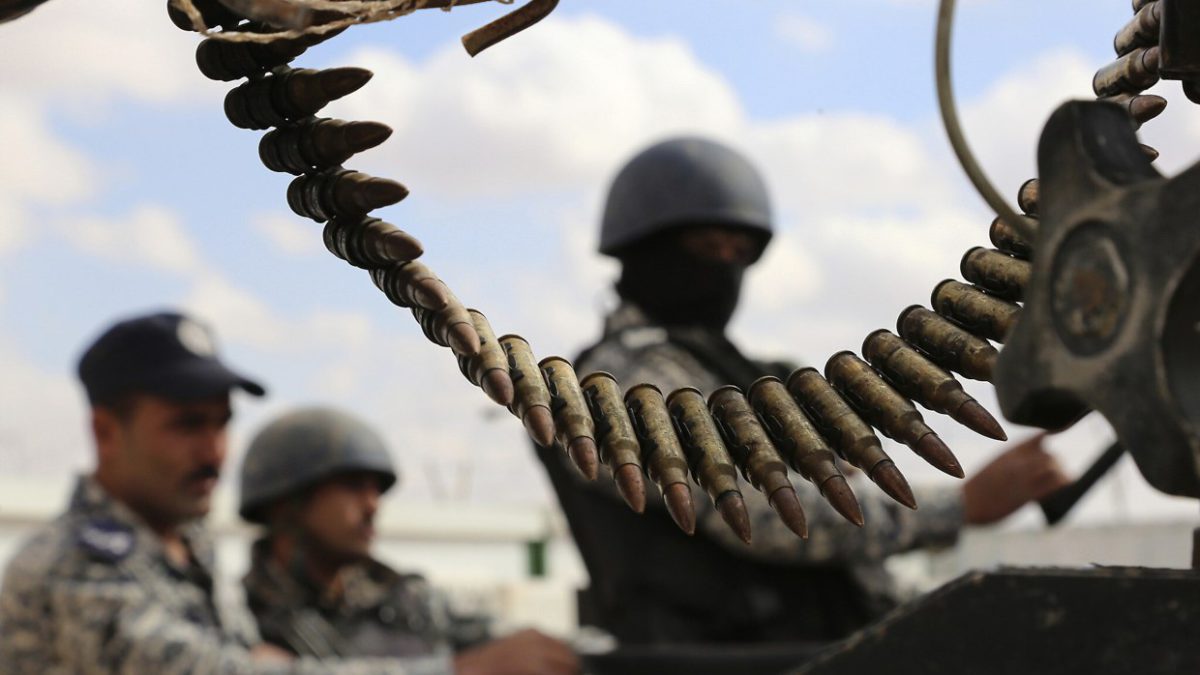 Militares de Jordania matan a 27 contrabandistas armados procedentes de Siria