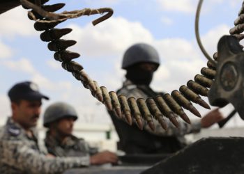 Militares de Jordania matan a 27 contrabandistas armados procedentes de Siria