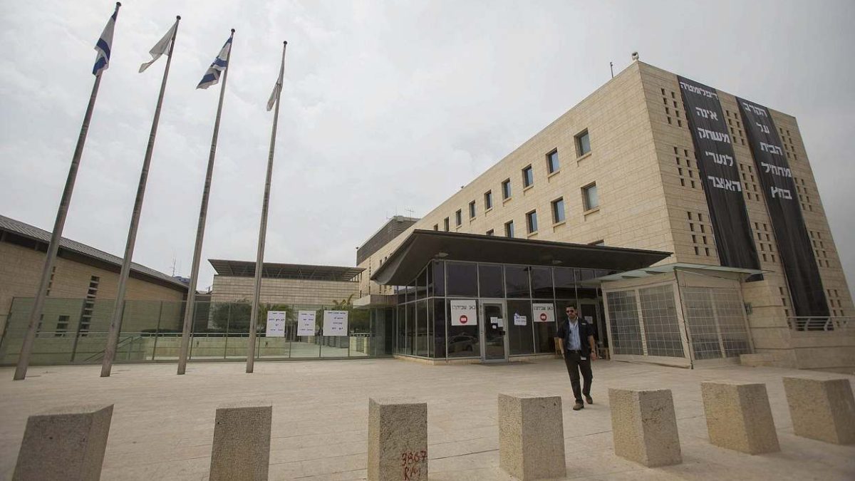 Tres misiones diplomáticas israelíes cerradas por la propagación del COVID