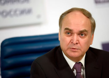 Estados Unidos se prepara para expulsar al embajador de Rusia
