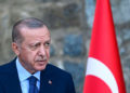 Israel debe desconfiar de los esfuerzos de acercamiento de Erdogan