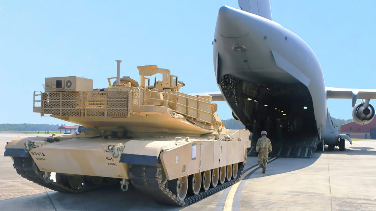 Estados Unidos envía más equipo militar a Ucrania