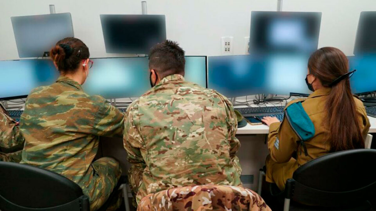 Nuevo programa de las FDI busca integrar a los soldados y a los veteranos en la alta tecnología