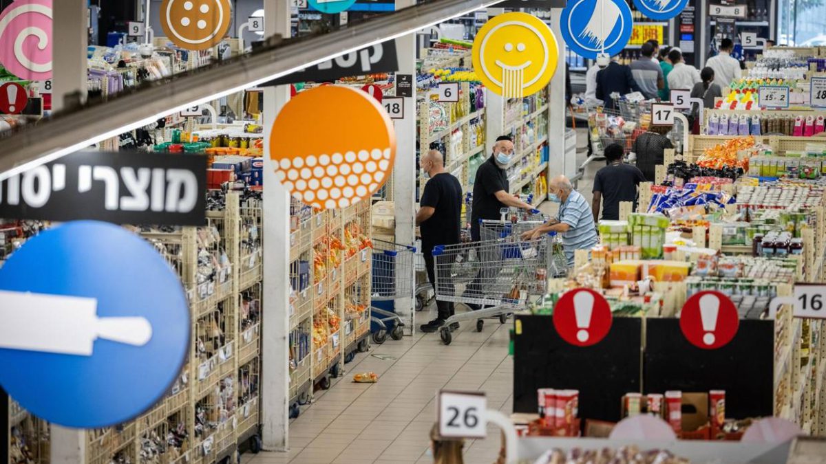 Gobierno de Israel advierte a las grandes empresas alimentarias contra la subida de precios