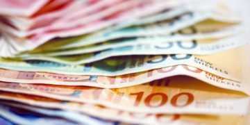 El shekel en su punto más débil en cuatro meses