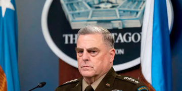 El jefe militar de EE.UU. advierte de un resultado “horrible” si Rusia invade Ucrania