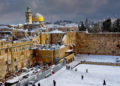 Jerusalén se prepara para una capa de nieve blanca con la llegada de la tormenta invernal
