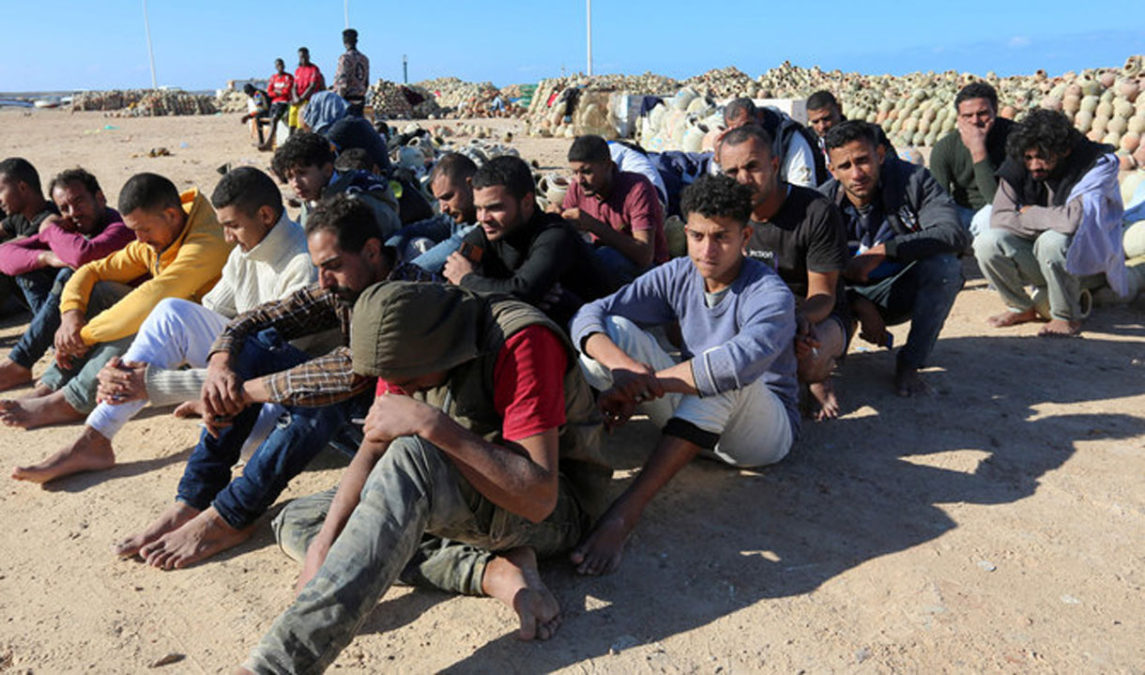 Barco de migrantes se hunde frente a la costa de Túnez: 4 muertos y 7 desaparecidos