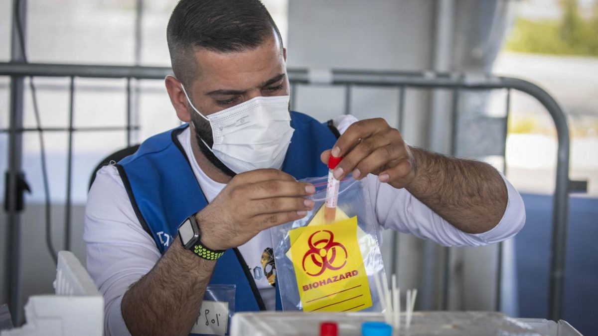 Uno de cada nueve casos recientes del virus en Israel son reinfecciones