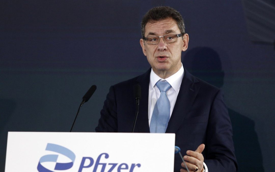 El CEO de Pfizer recibe el Premio Génesis 2022