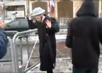 Árabes esconden piedras en bolas de nieve y atacan a judíos en Jerusalén