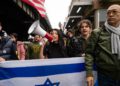 Decenas protestan contra el antisemitismo en Nueva York