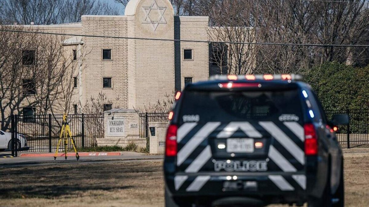 Otros dos hombres detenidos en el Reino Unido por el ataque a la sinagoga de Texas