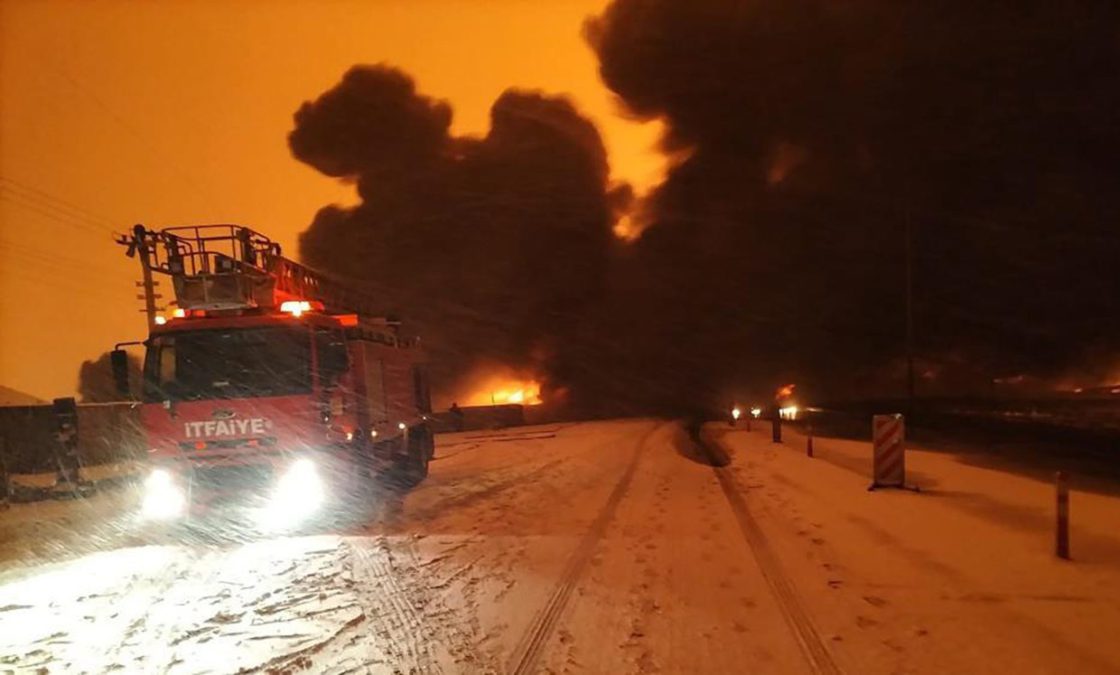 Turquía reanuda el flujo de petróleo a través de Irak tras la explosión de una tubería