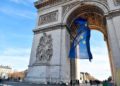 Francia retira la bandera de la Unión Europa del Arco de Triunfo