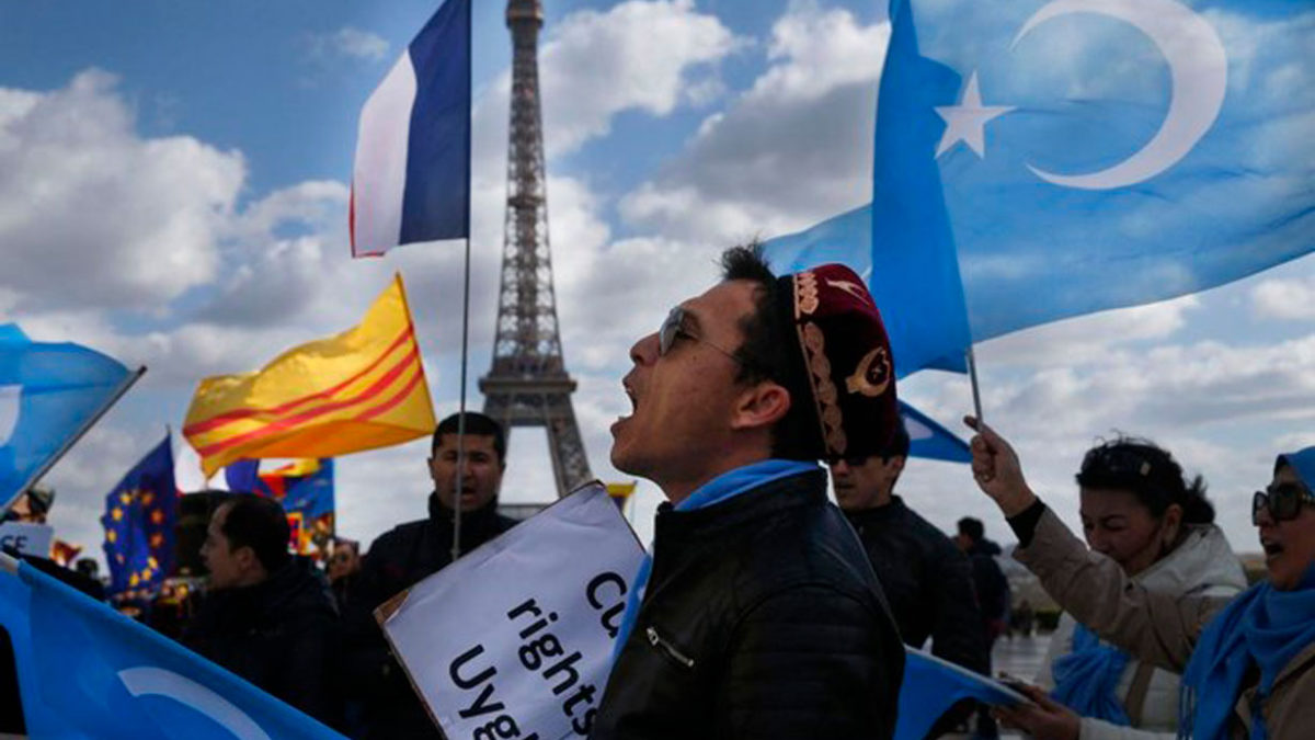 El Parlamento francés denuncia el genocidio uigur de China}