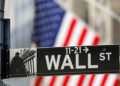 La mitad de las acciones israelíes en Wall Street bajaron más del 50%