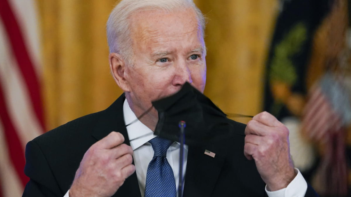 Biden es sorprendido insultando a un periodista de Fox News