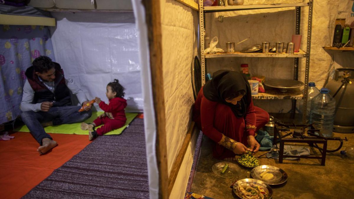 4 refugiados sirios mueren tras quemar carbón para calentarse en el sur del Líbano