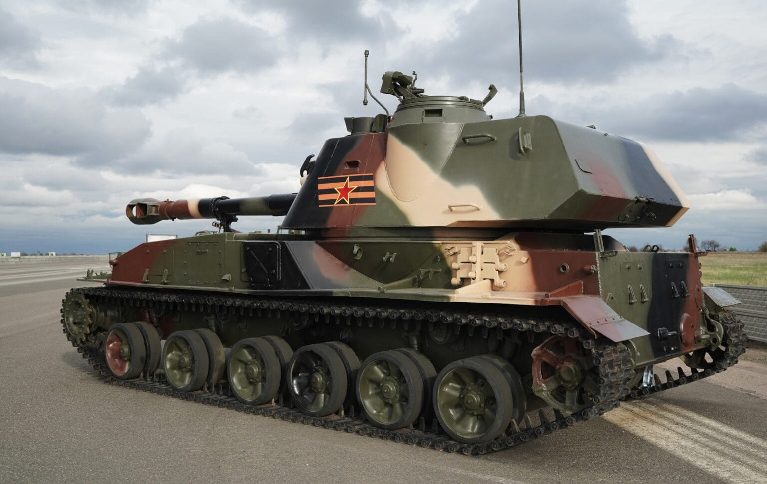 Militantes apoyados por Rusia envían más tanques a las posiciones de primera  línea del ejército ucraniano